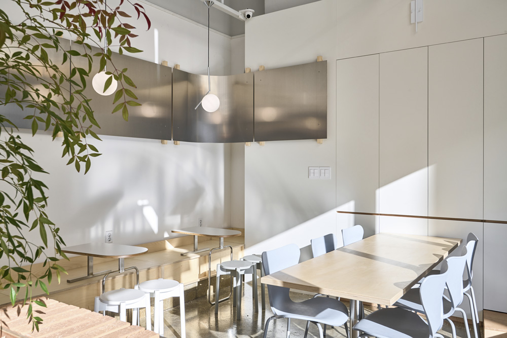 15 坪小店逆袭 | 细节打造极致咖啡空间-12