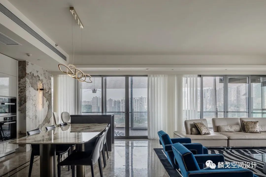 重庆来福士轻奢大平层丨中国重庆丨麟戈设计-39