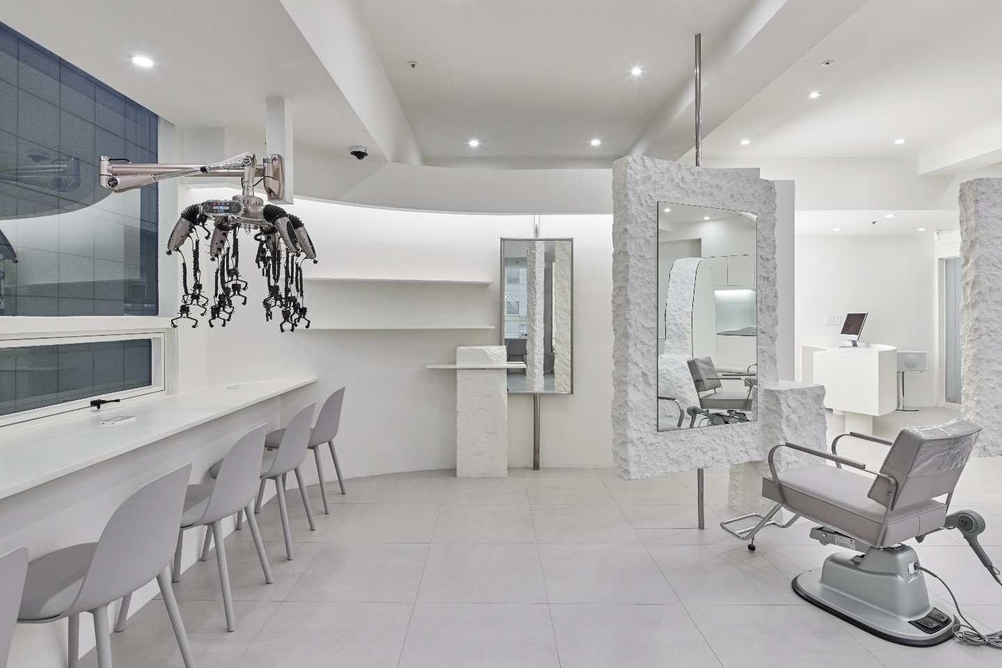 白色调高级美容沙龙，打造舒适私密空间-6