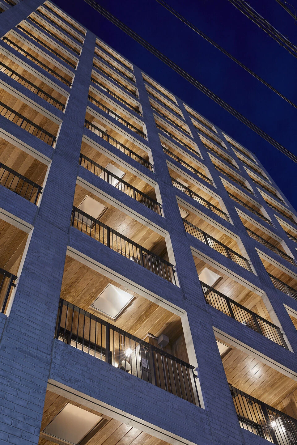 模糊界限的混凝土皮肤 · 日本公寓设计新尝试丨日本神奈川-28