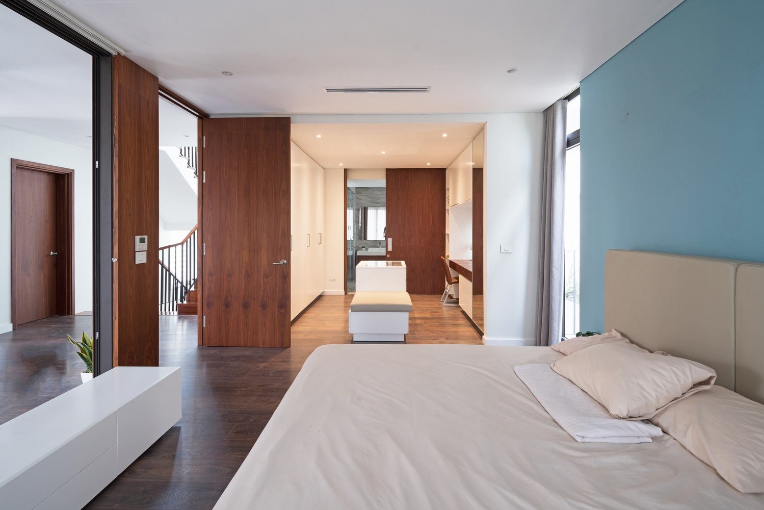 越南城市角落别墅 | 现代风格与自然景观的完美融合-62