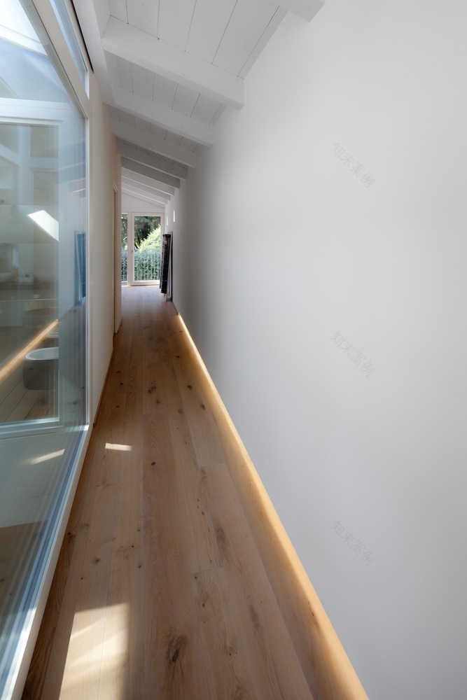 意大利 Treviso 郊区“T”形住宅设计-91