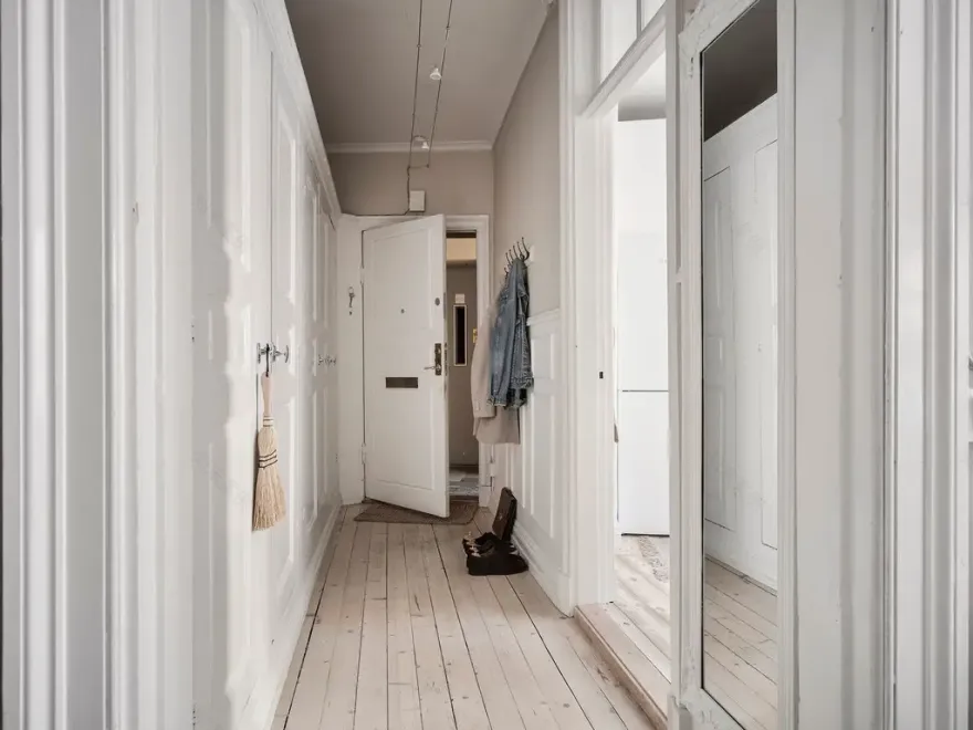 棕色调的瑞典风格公寓设计-24