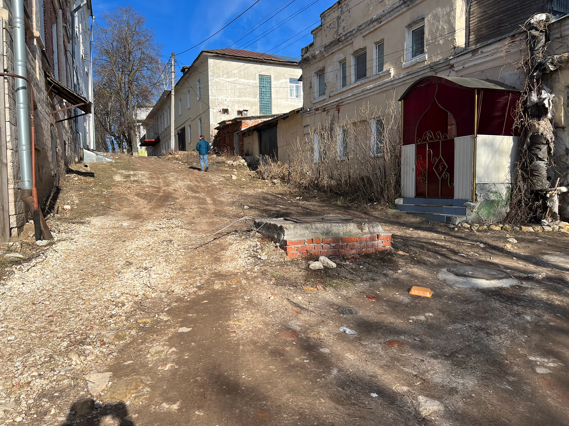 小巷的景观美化丨俄罗斯梁赞丨Alena Kokueva,Silviya Al Ubed-29