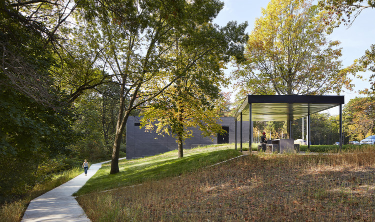 直流河北行安全休息区-25