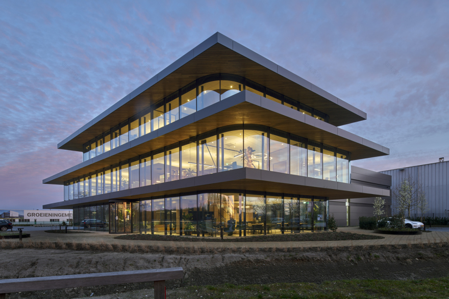 荷兰 VDG 总部大楼,绿色环境中的现代办公空间-13