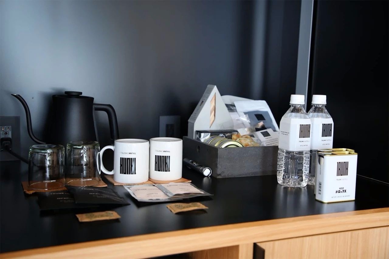 这个LOFT酒店装潢简单 / 住一晚却要6000块-46