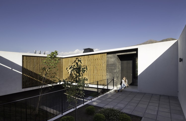 La Gloria House  Duque Motta - AA-18