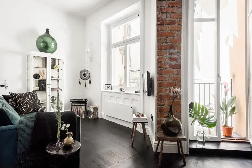 瑞典古典公寓,高挑天花演绎空间魅力-6