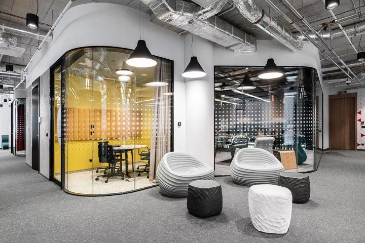 波兰桑坦德银行卢布林办公室-0