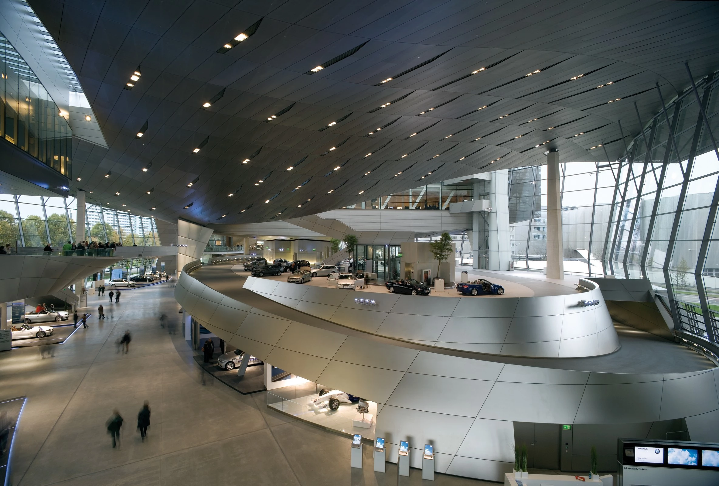 宝马世界丨德国慕尼黑丨蓝天组(Coop Himmelb(l)au)-112