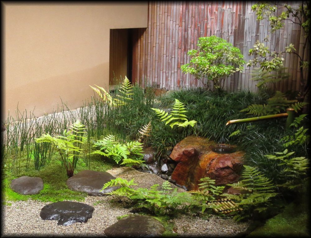 鶴屋吉信本店茶寮「菓遊茶屋」茶室「游心」及坪庭丨日本京都-30