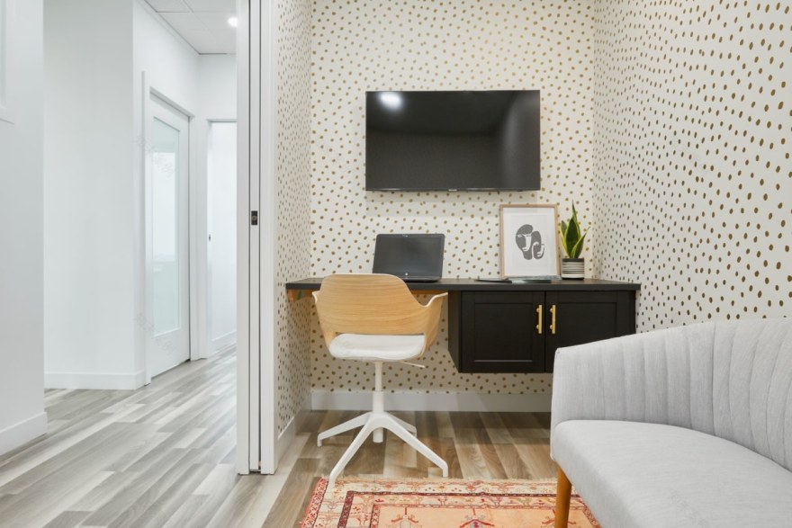 Destination Dental 牙科诊所设计丨加拿大丨Reena Sotropa In House Design Group-14