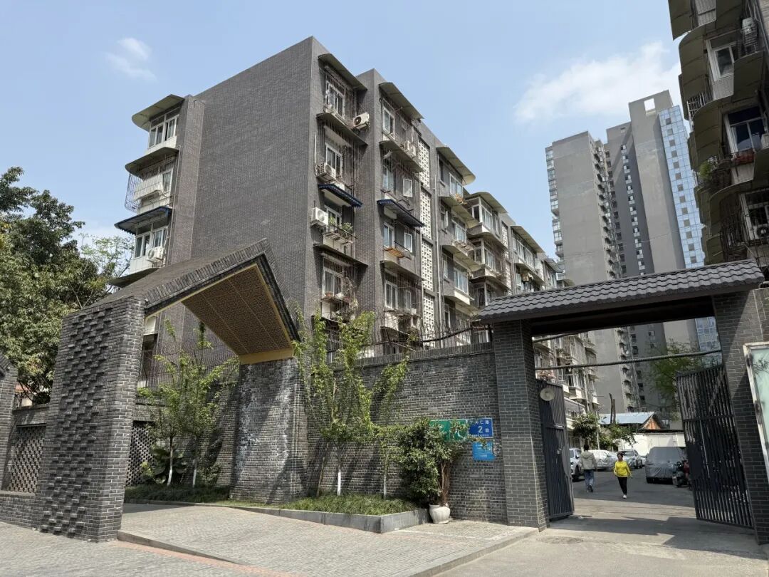 老旧院落加速焕新居民幸福感“旧”地升温-15