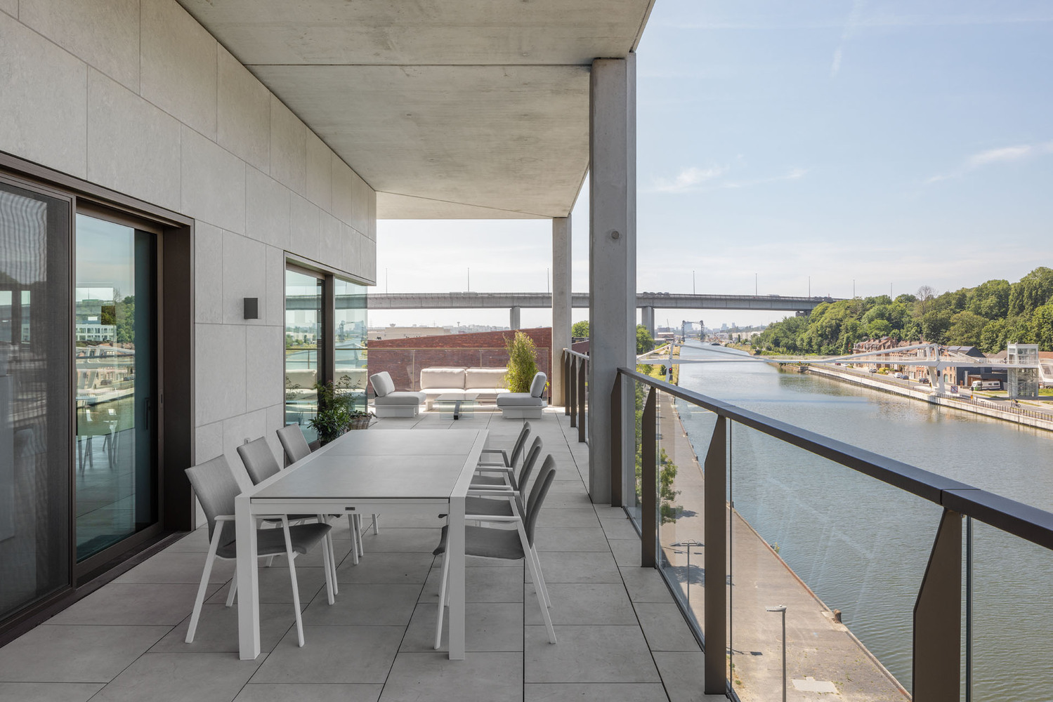 Waterzicht Apartments | 比利时十八世纪公园旁的现代住宅建筑-20