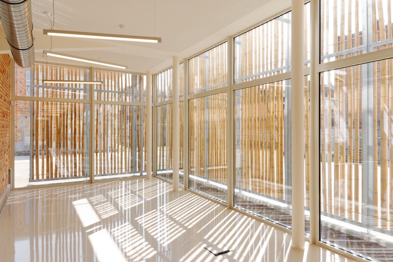 比利时纳穆尔前轰炸机屠宰场区文化景点设计-39