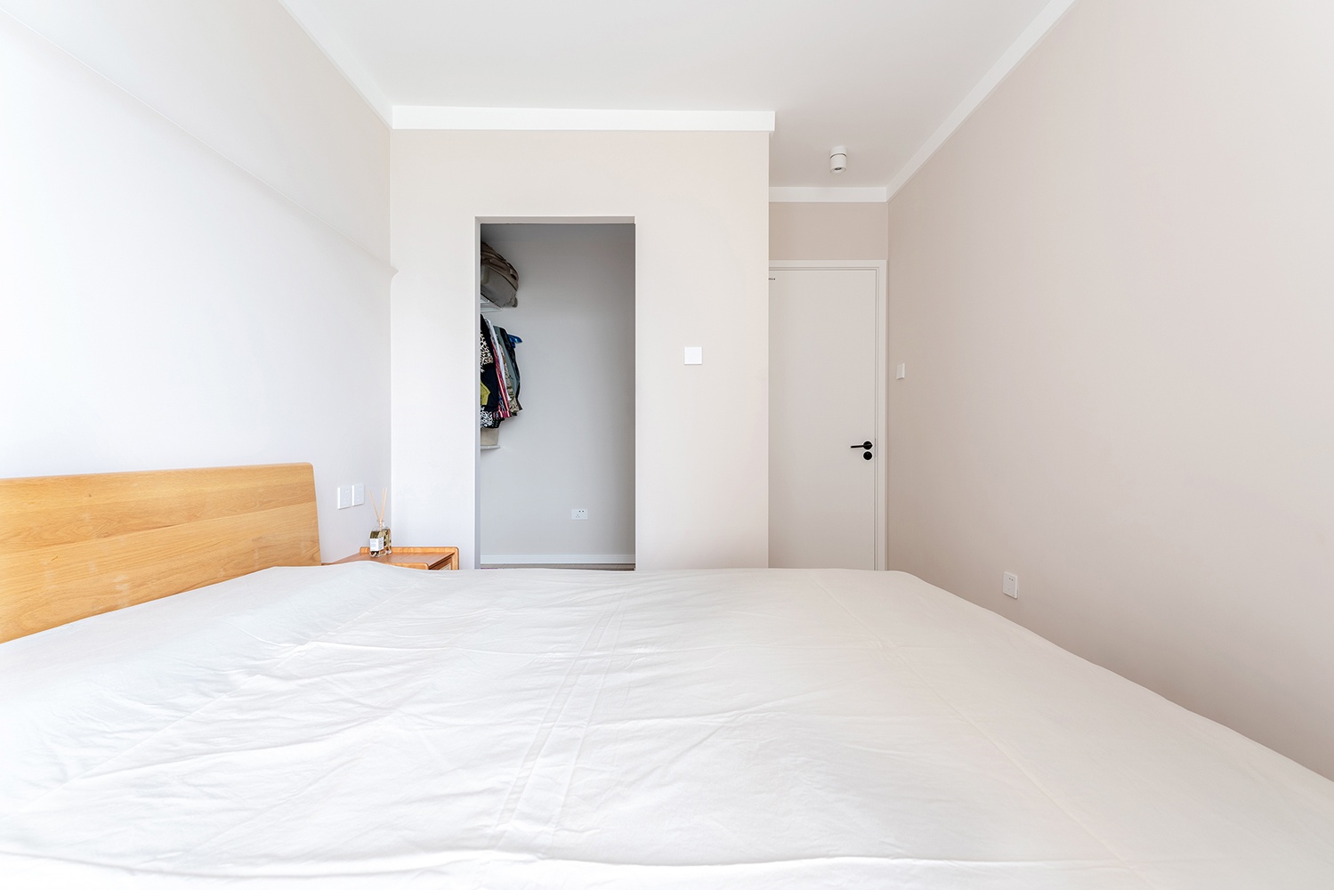 拆掉一面墙，实现60㎡LDKB流动布局，还能增加衣帽间-13