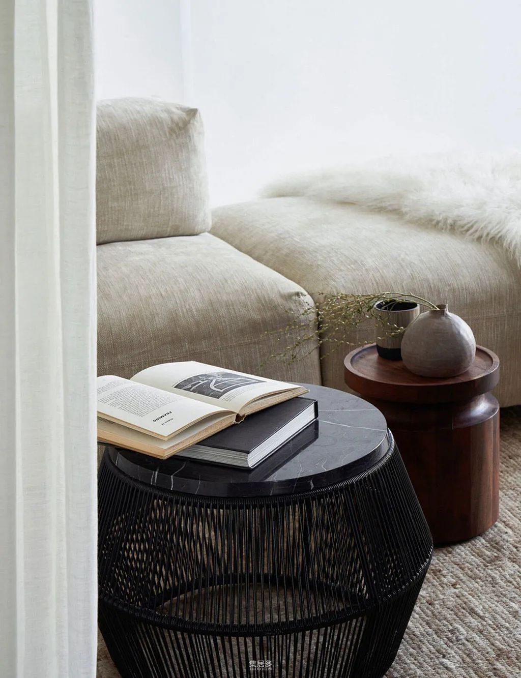 西雅图漂浮住宅 | 木质饰面与水景的完美融合-5