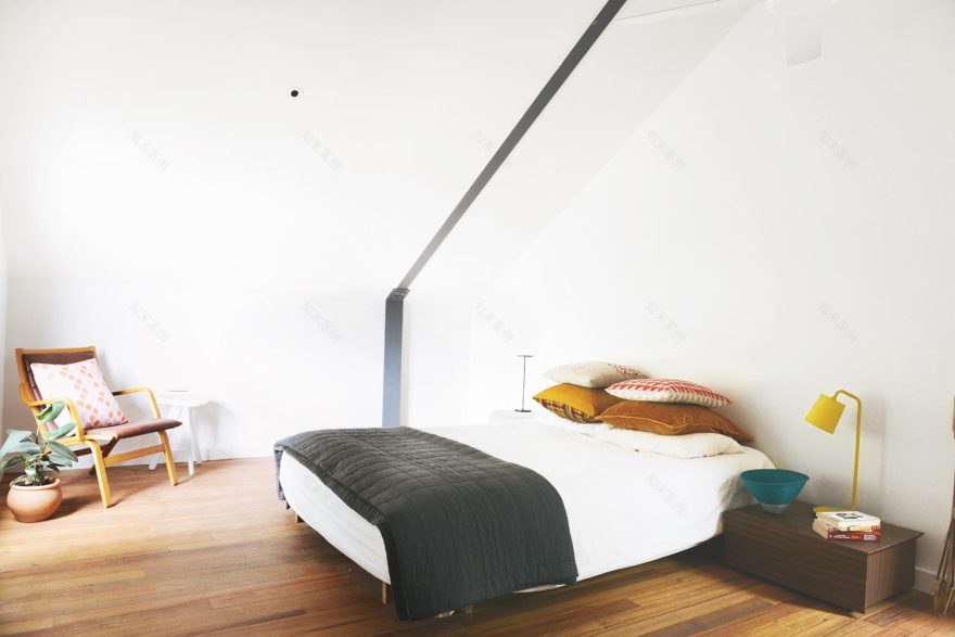 银行街的“Barny”小谷仓——简约风格的私人住宅设计-9