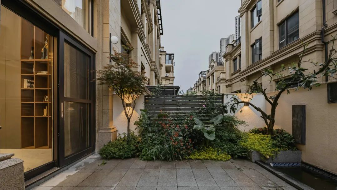 国博城私墅意式轻奢《粉韵小筑》丨中国重庆丨严斌,冉茜,况海霞-15