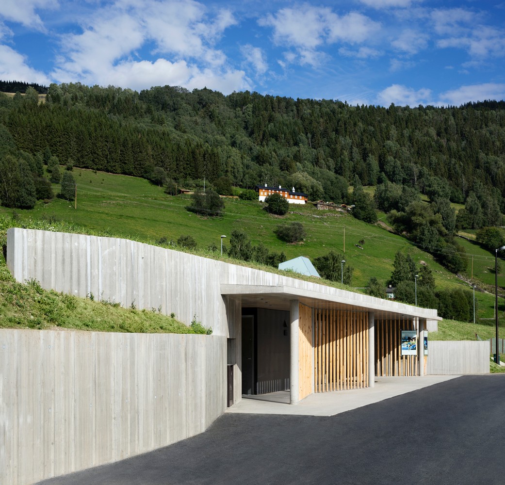 Krekke 高速公路休息区 | 公园与休息的完美融合-10