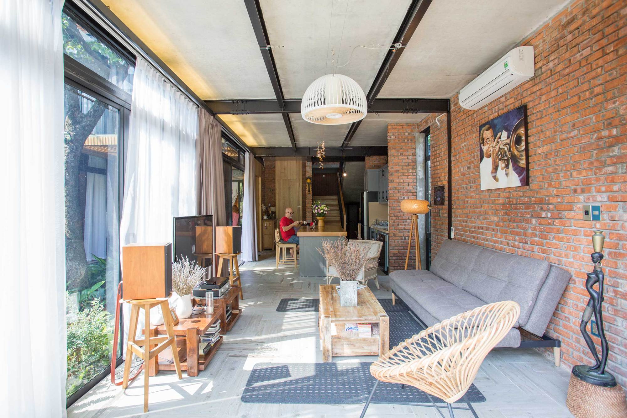 山间双户共享家园·Sơn Trà半岛自然美景中的简约别墅设计-11