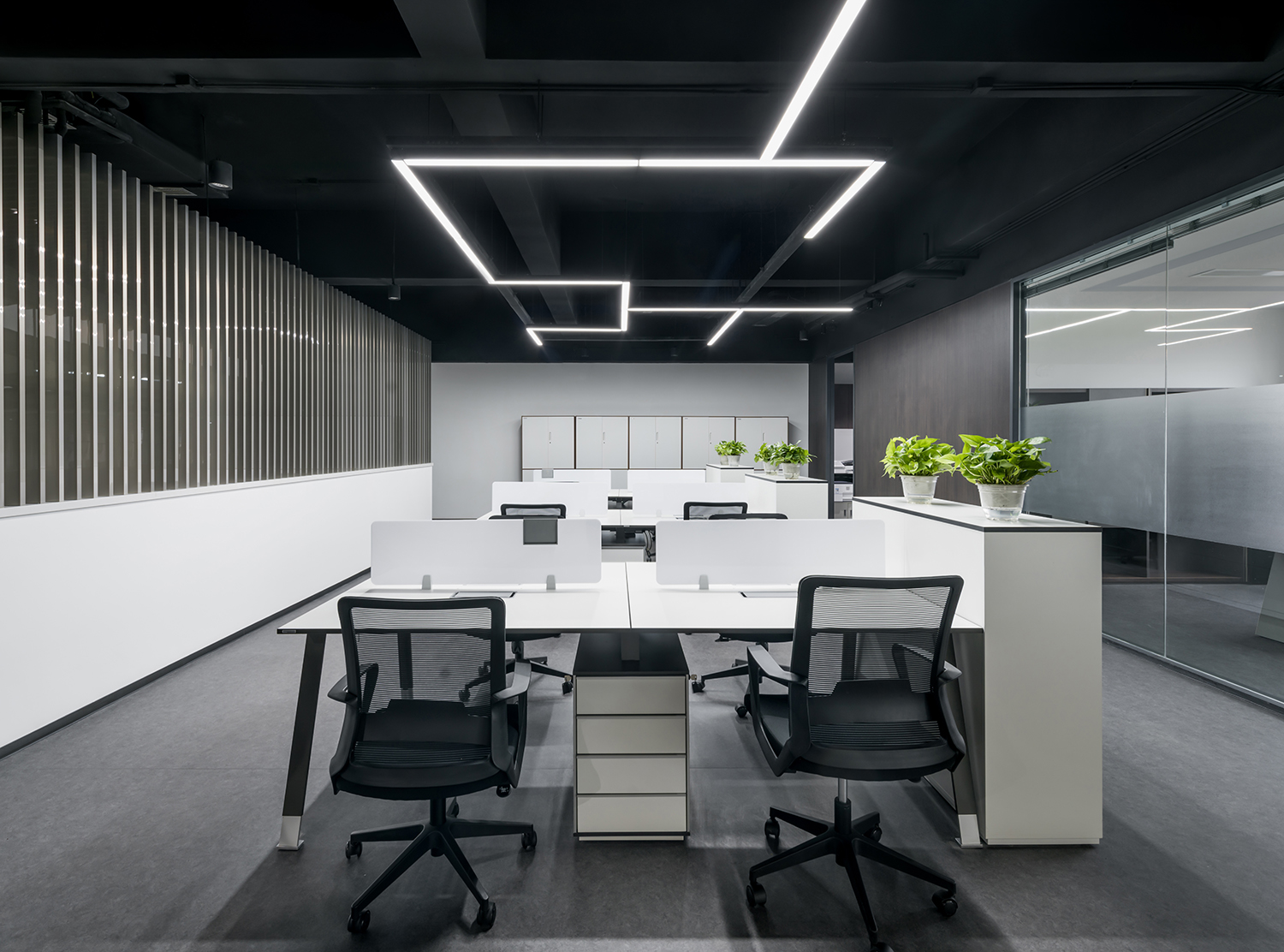 极简黑白灰—GDE·弘雅 塑造时尚办公空间-29