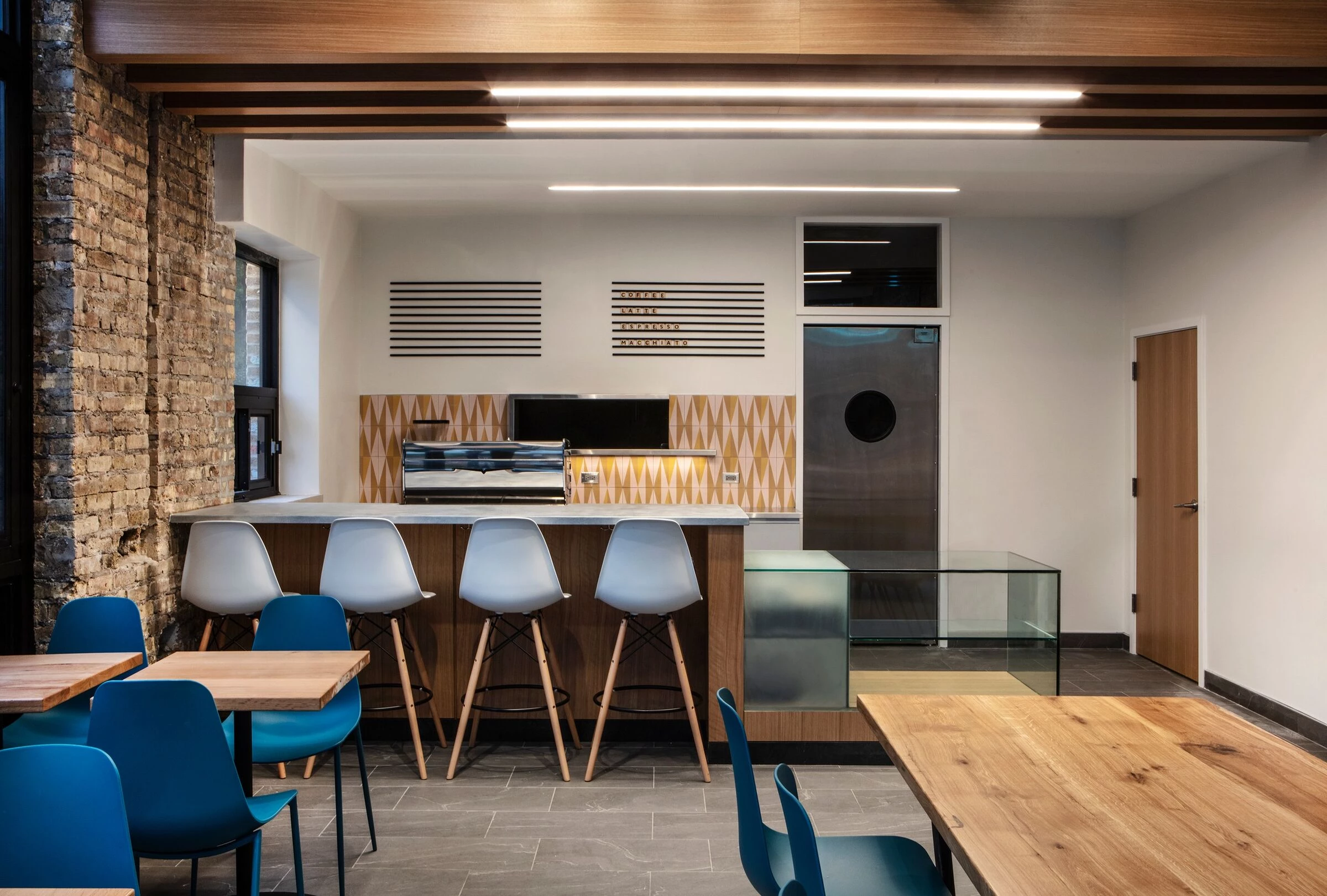 Dollop Coffee | moss Design-2