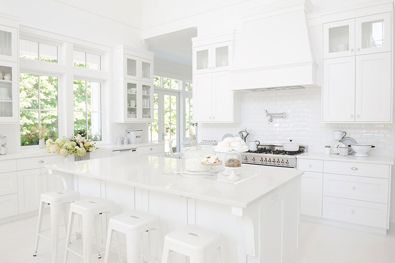 加拿大纯白温馨乡村别墅-8