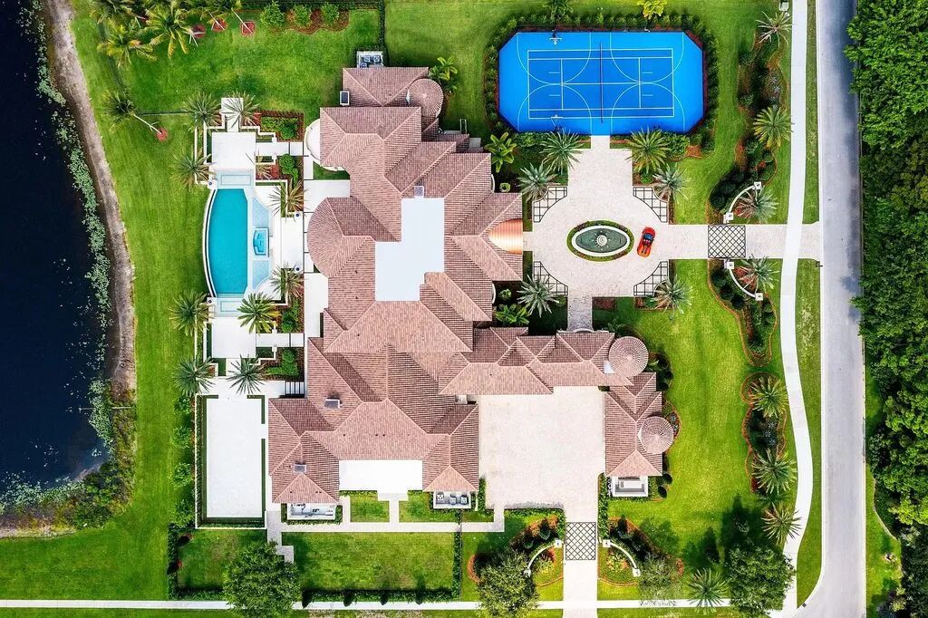 位于德拉海滩的世界级巨型豪宅，拥有近18,500平方英尺的度假式生活空间-4