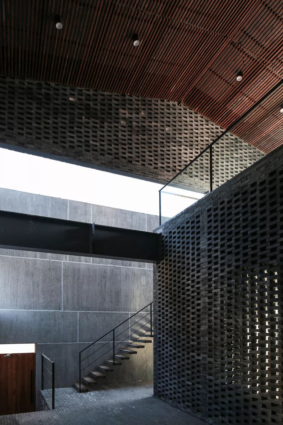 8个经典老建筑改造:老厂房、祖宅、乡村小学、空心村...
-173