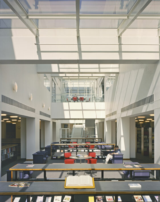 University of Connecticut: Stamford Branch Campus - Perkins Eastman-3