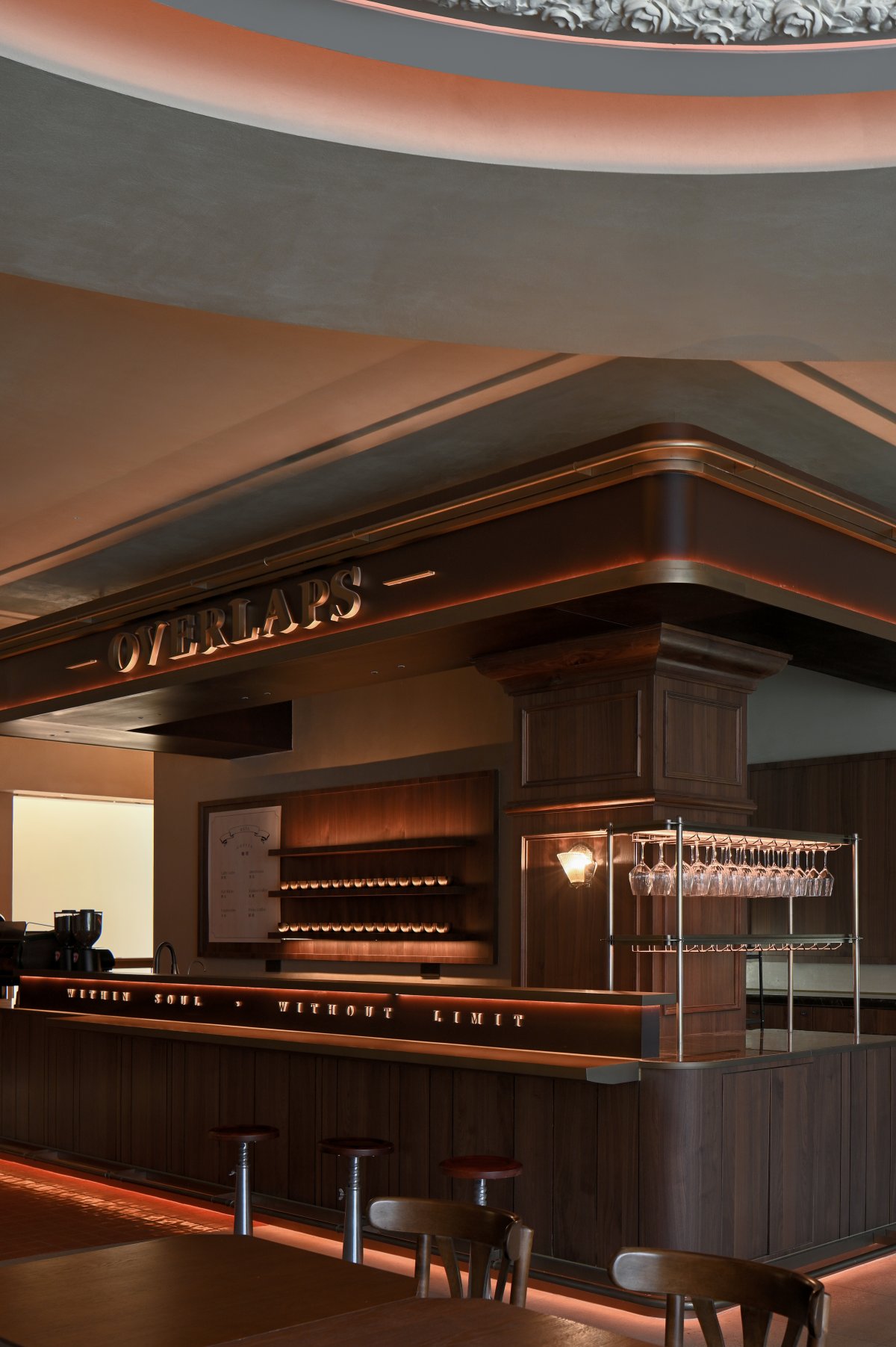 OVERLAPS 餐厅丨中国上海丨麦设计,栾争尧-8