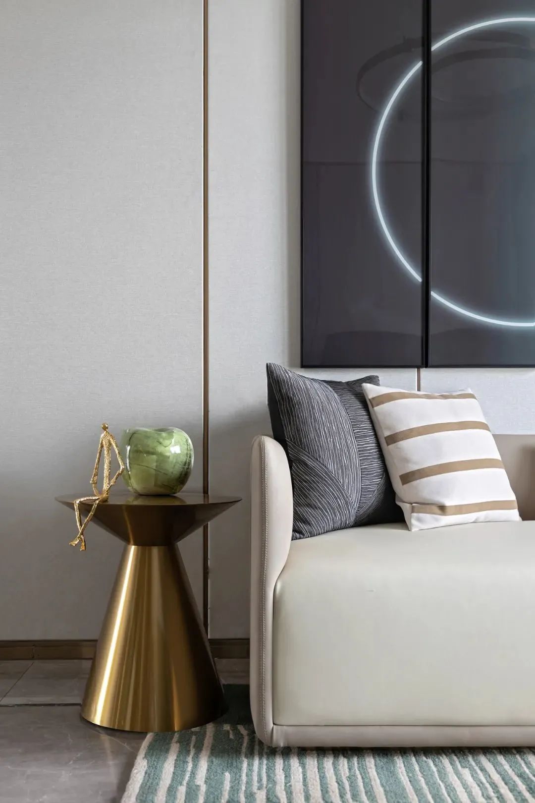 自然之居 · 75㎡蜗居的现代美学觉醒丨中国佛山丨广州赫尔贝纳室内设计有限公司-11