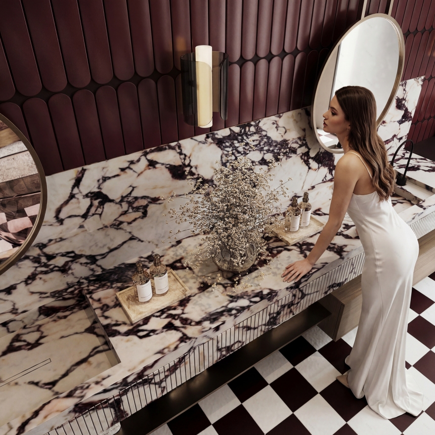 Contemporary Luxury Suite-15