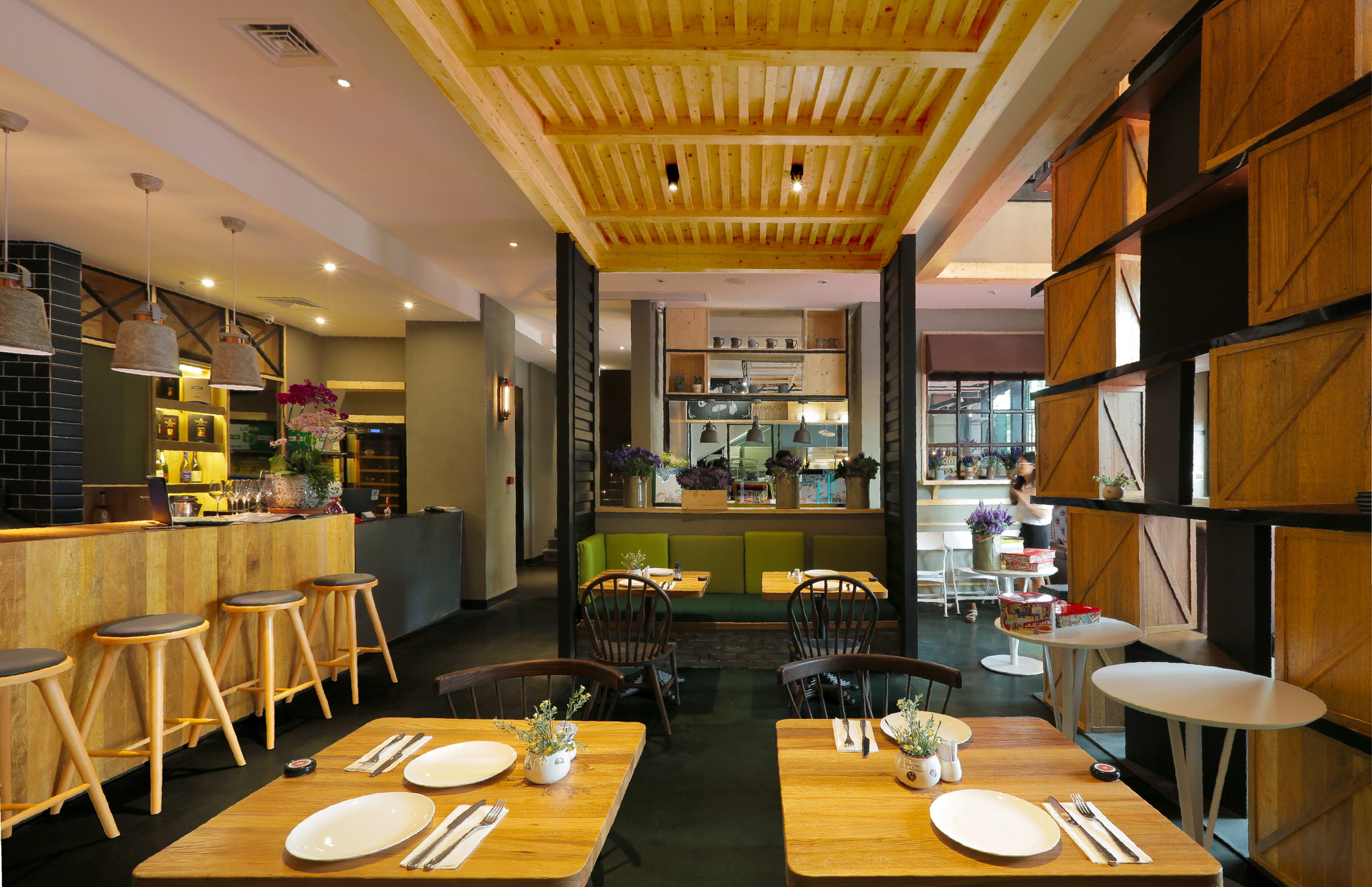 HS翰思设计 东莞朗晴轩创意西餐吧-14