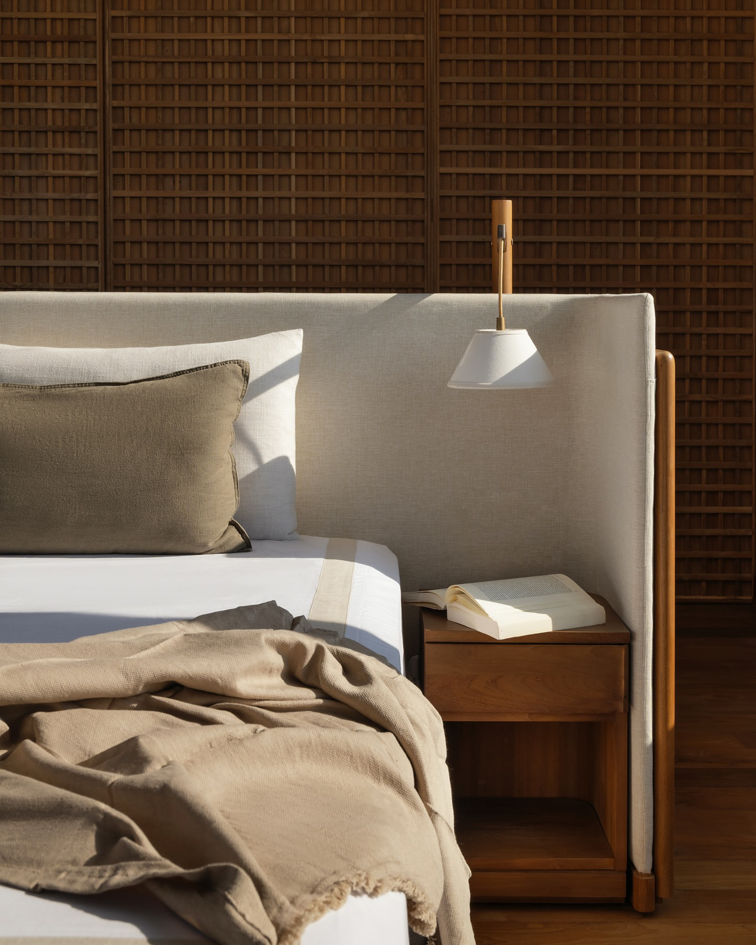 自然中的静谧沉思-58