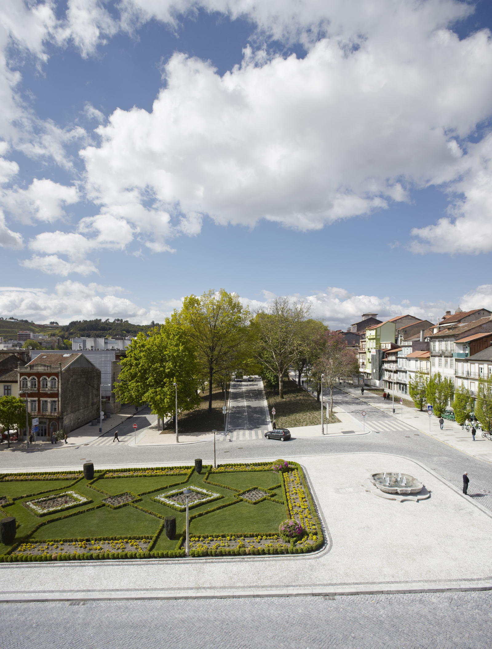 普拉亚杜图拉尔,圣达马索林荫大道和圣安东尼奥街城市更新项目丨葡萄牙丨米尼奥大学建筑学院研究中心等-74
