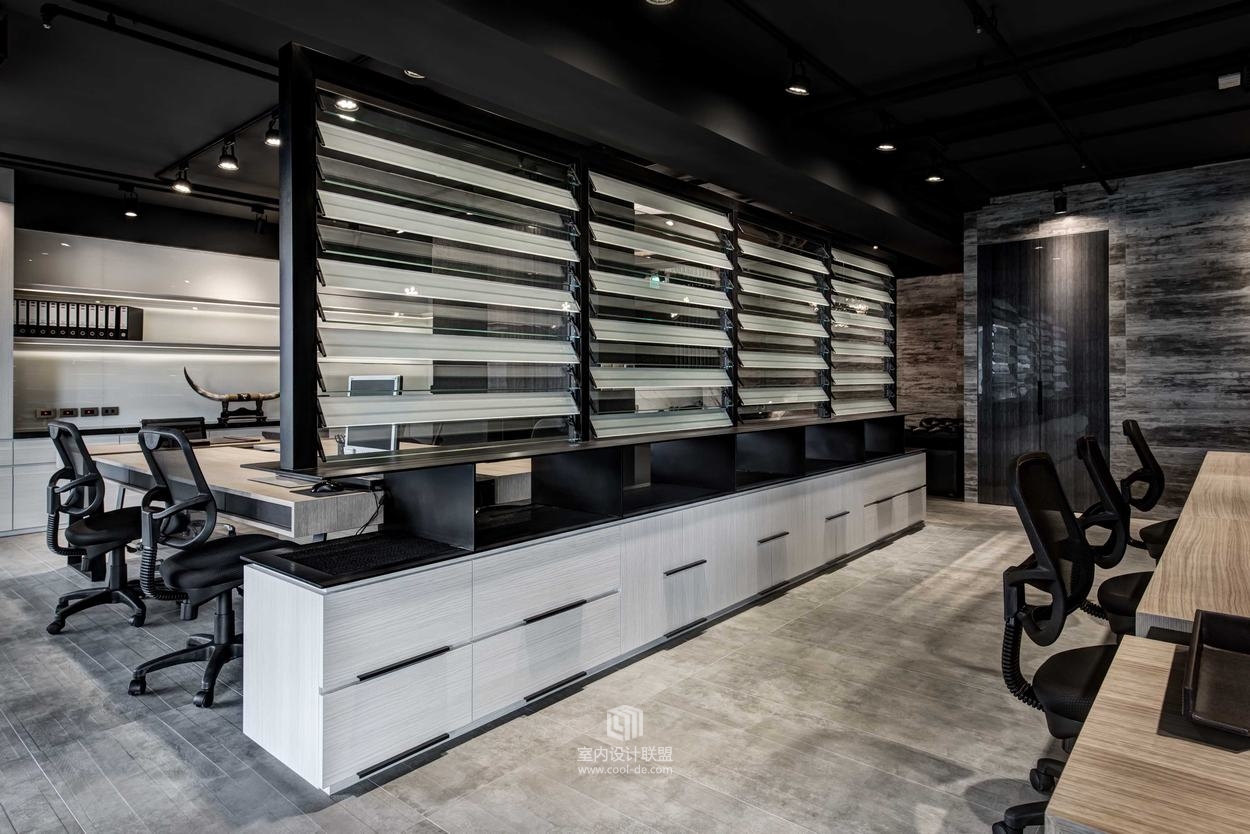 广延设计--华丽上班族　美式电影场景的办公室-16