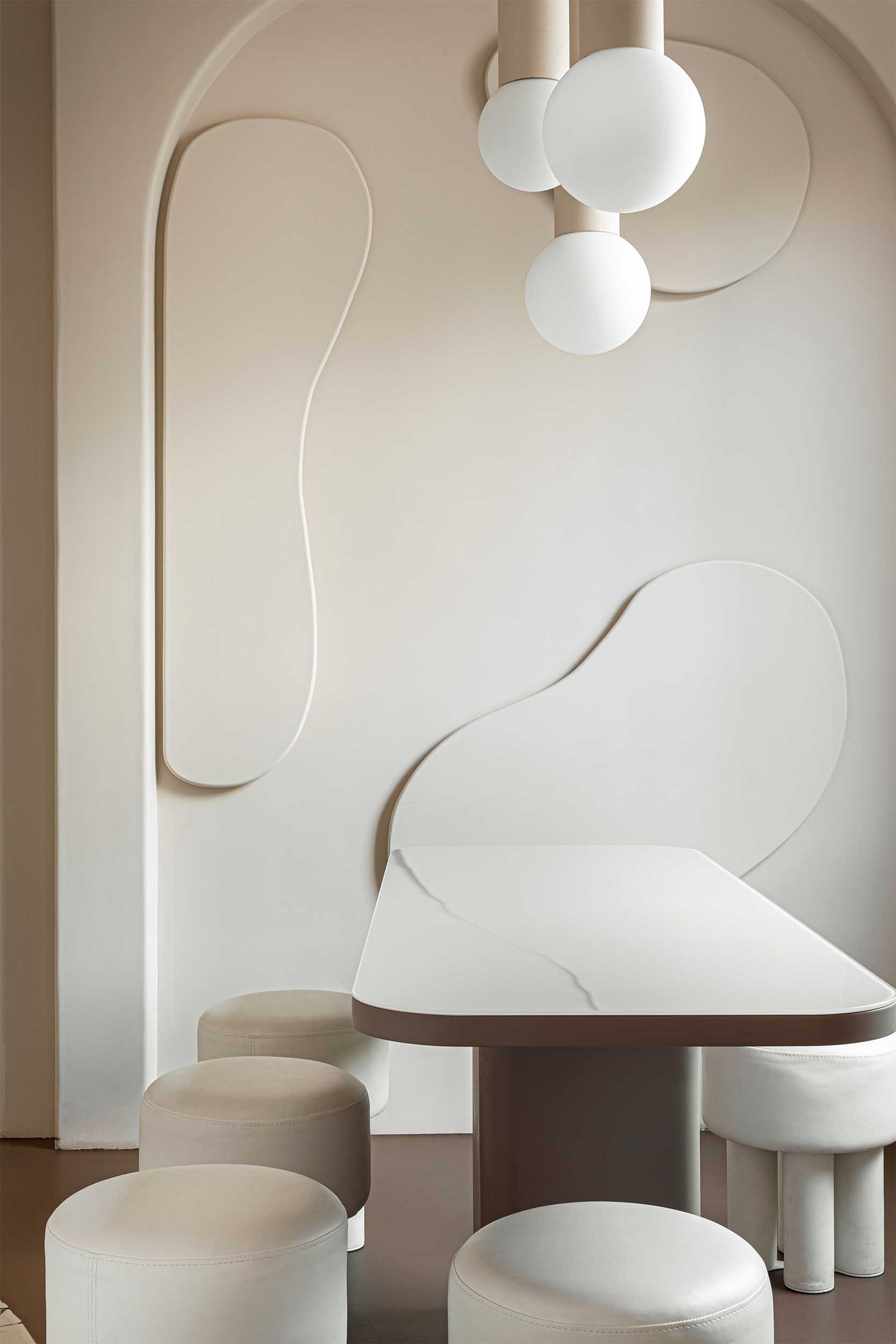 明斯克的糖果慕斯面包店丨白俄罗斯明斯克丨studio Soffit Interiors-14