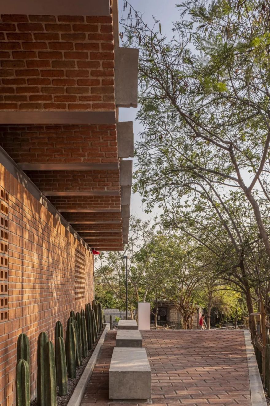 蒙杜库别墅丨几内亚丨Remy Aznar 和 William Tailly-43