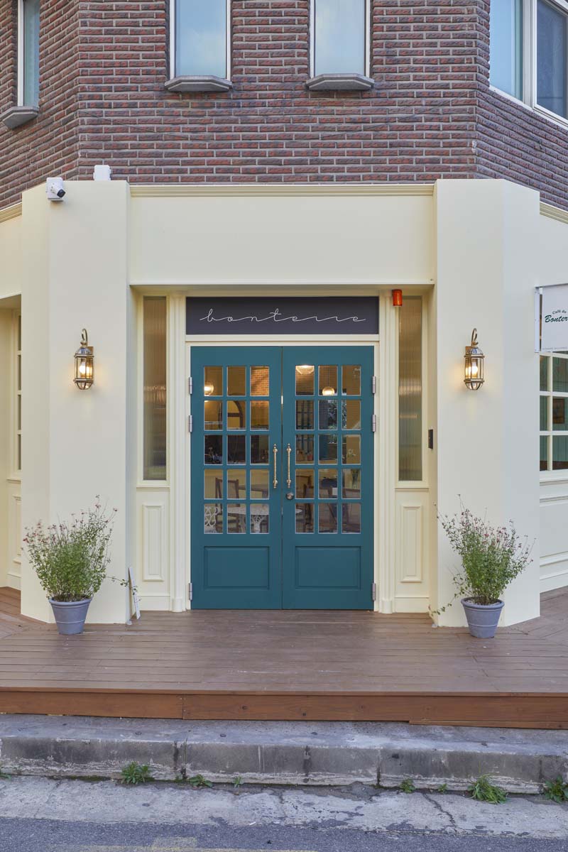 40 平咖啡厅的精致室内设计-20