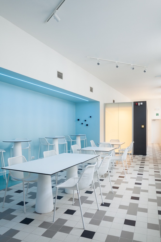 比利时十八世纪连栋住宅的现代翻新-79