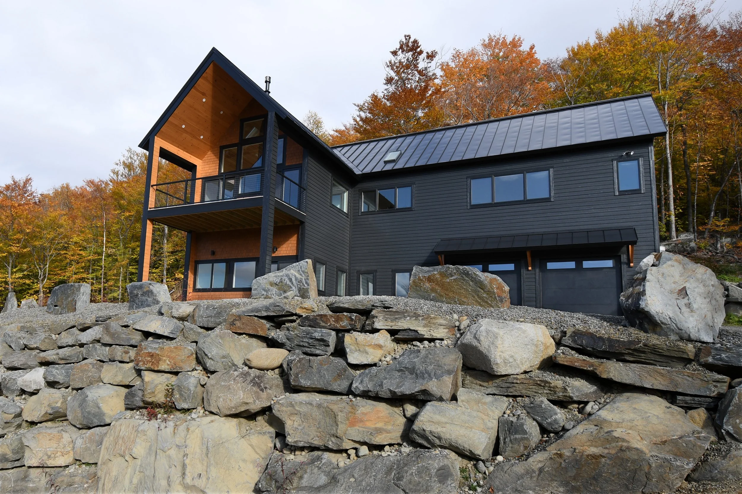 Kingfield Mountain Spec Home — Meldrum Design-10