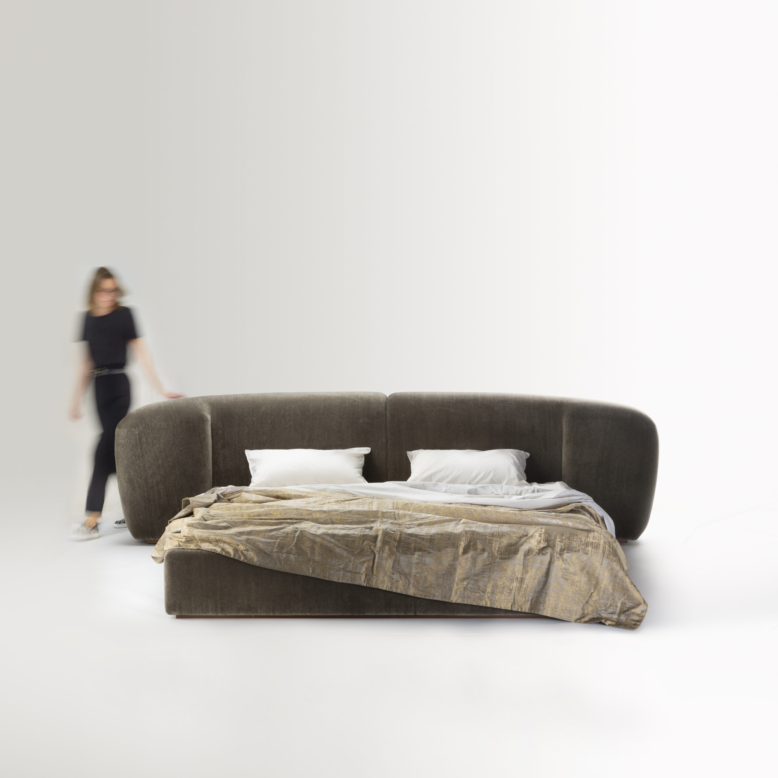 Charles Zana  |  Teddy, Headboard-0