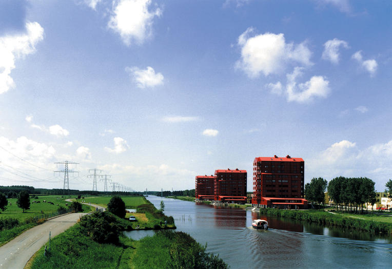 阿尔梅勒红岗（注：Rooie Donders直意是红岗，Almere是荷兰城市阿尔梅勒，但这种纯意译不一定是准确对应的专名译法，最好结合具体背景信息等进一步确认 ） 丨NetherlandsAlmere-15