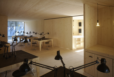 Golden Workshop by modulorbeat and Münster School of Architecture students | Dezeen-30