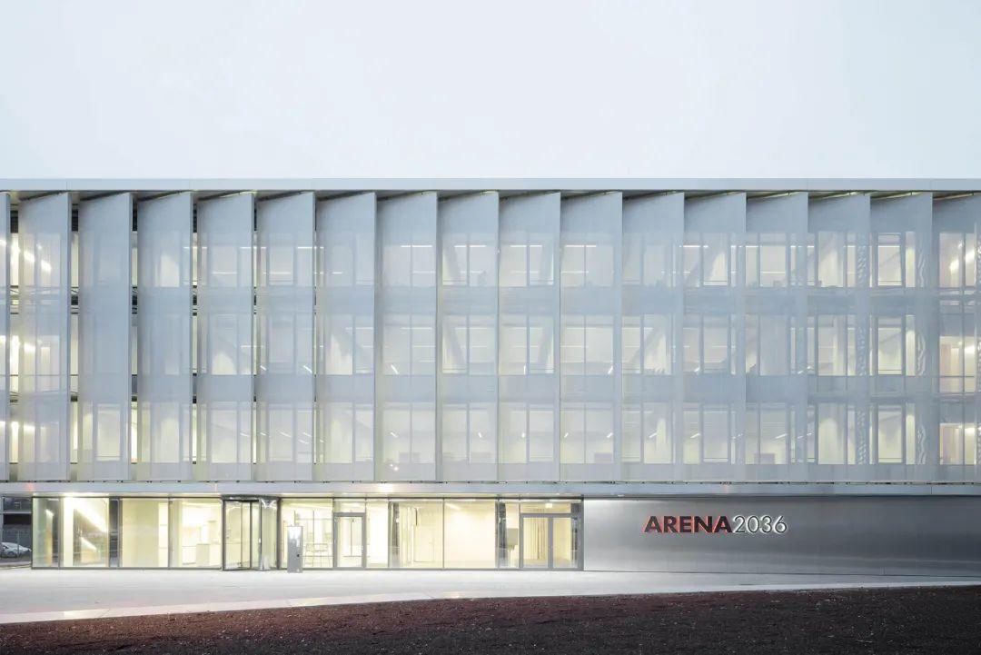 德国下一代汽车技术主动研发型工厂-14