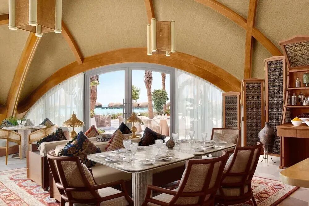 域外瞭望：沙特首家 丽思卡尔顿隐世酒店，藏于红海秘境-59