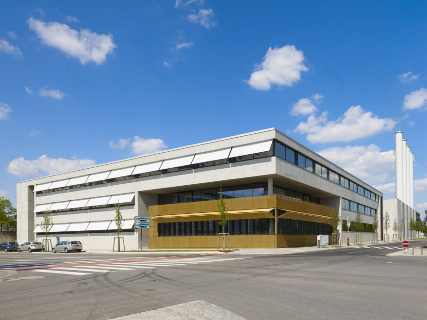 Luxembourg 办公大楼,工业风与混凝土美学完美结合-21